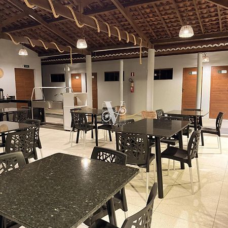 Village Comfort Hotel Канинде-ди-Сан-Франсиску Экстерьер фото