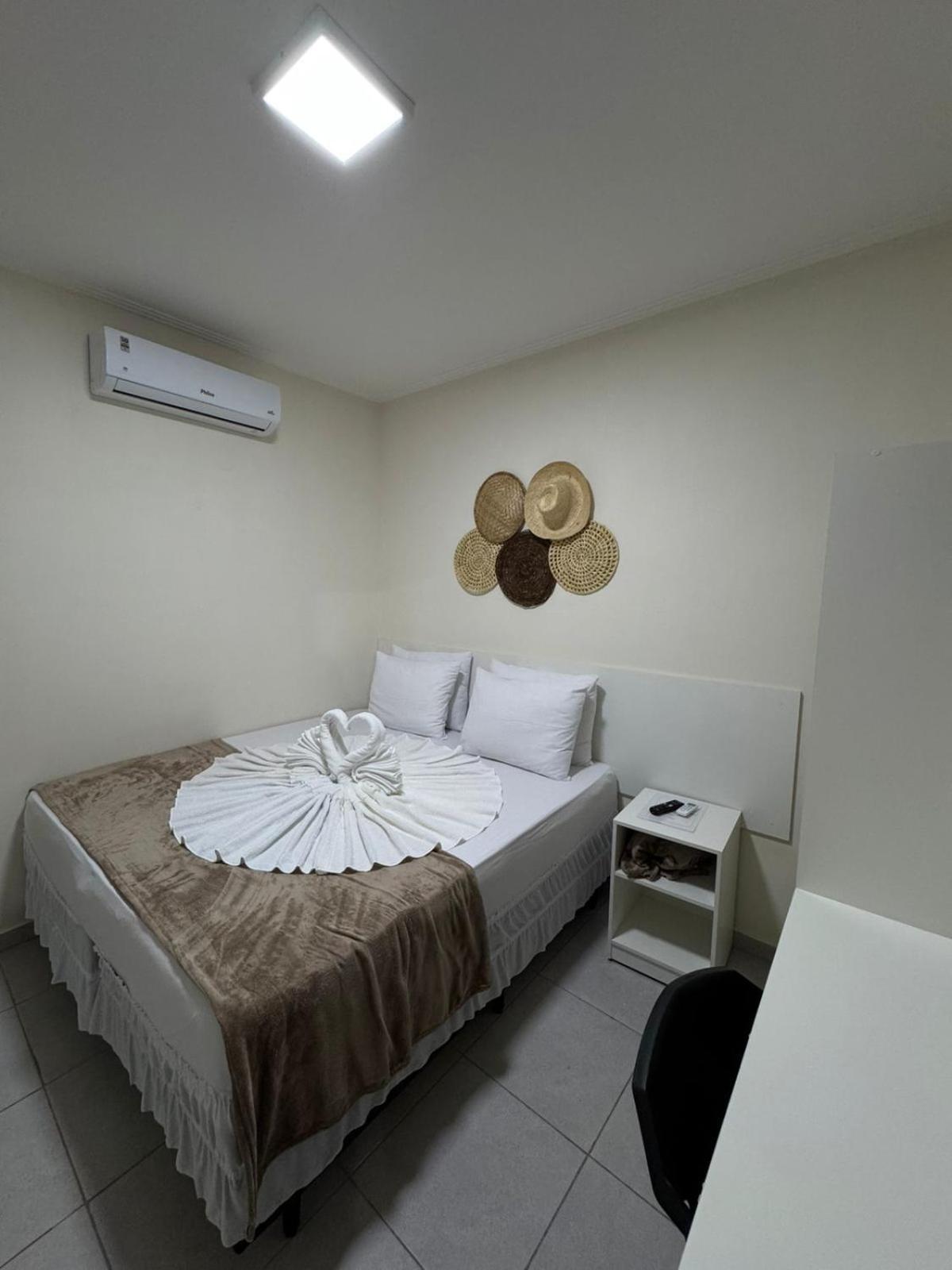 Village Comfort Hotel Канинде-ди-Сан-Франсиску Экстерьер фото